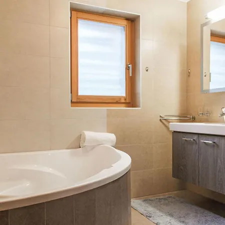 Daire Moulin Du Rae A2 By Interhome *